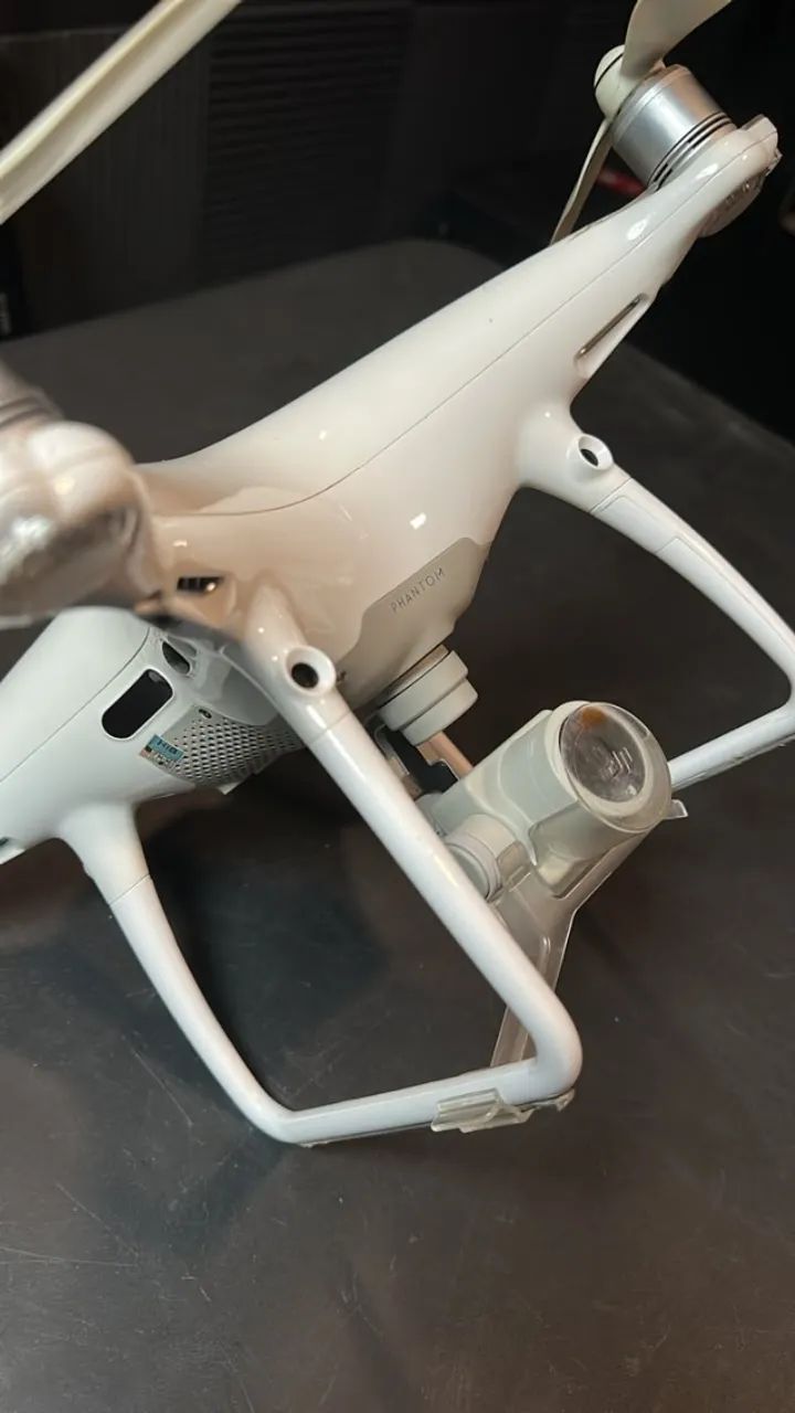 Dji Phantom 4 Pro (usado Com 2 Baterias E Carregador original) (Usado) - Foto 4