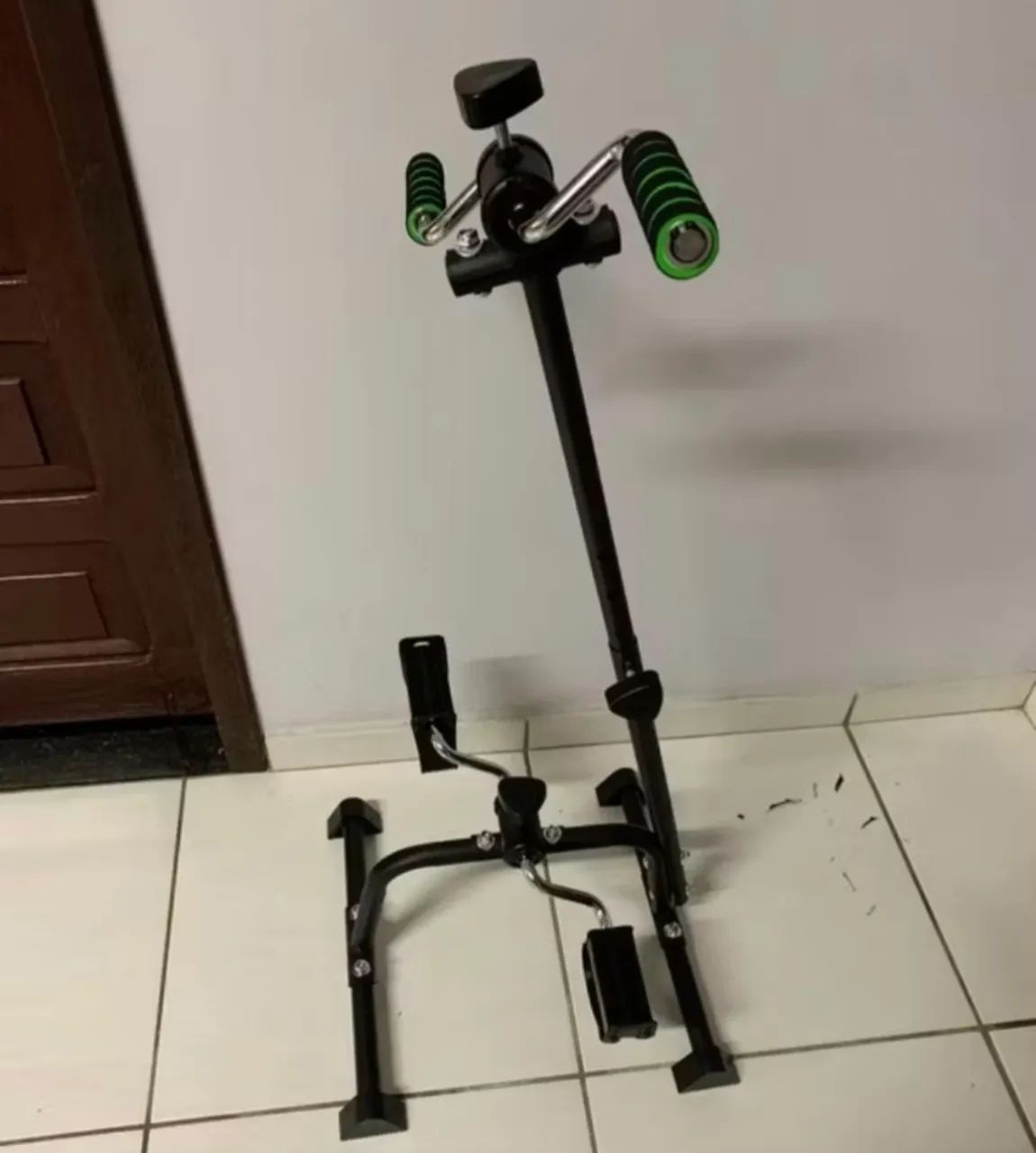 Ciclo ergométrico braços e pernas - Foto 2