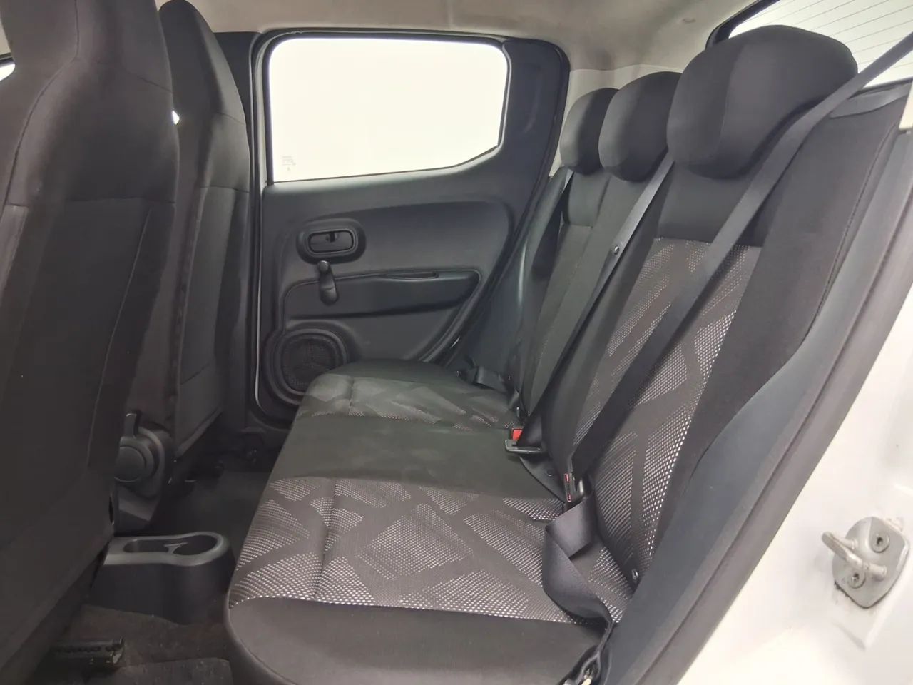 Fiat Mobi LIKE 1.0 Fire Flex 5p., foto 17 de 18