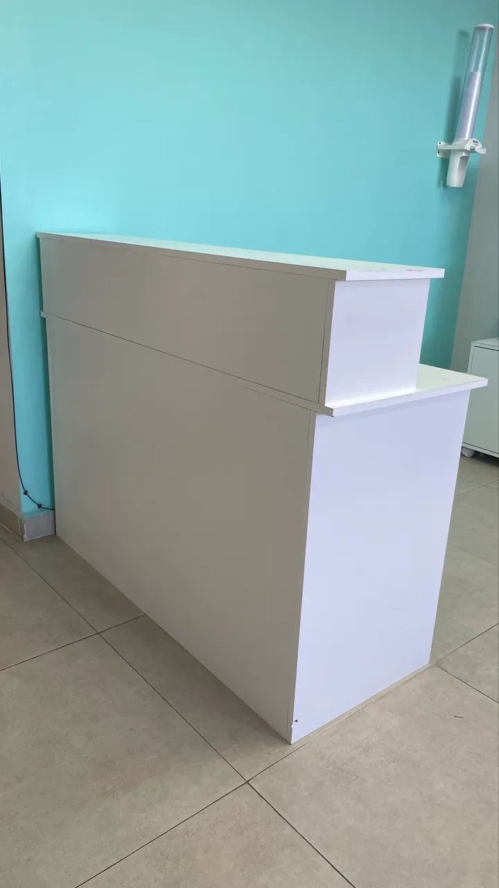 Balcão de recepção 