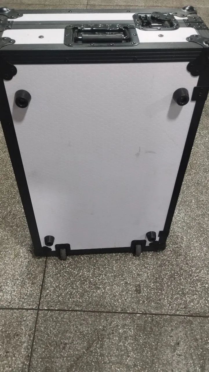 Case controladora importada