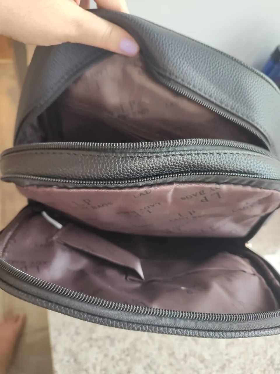 Bolsa mochila preta - Foto 3
