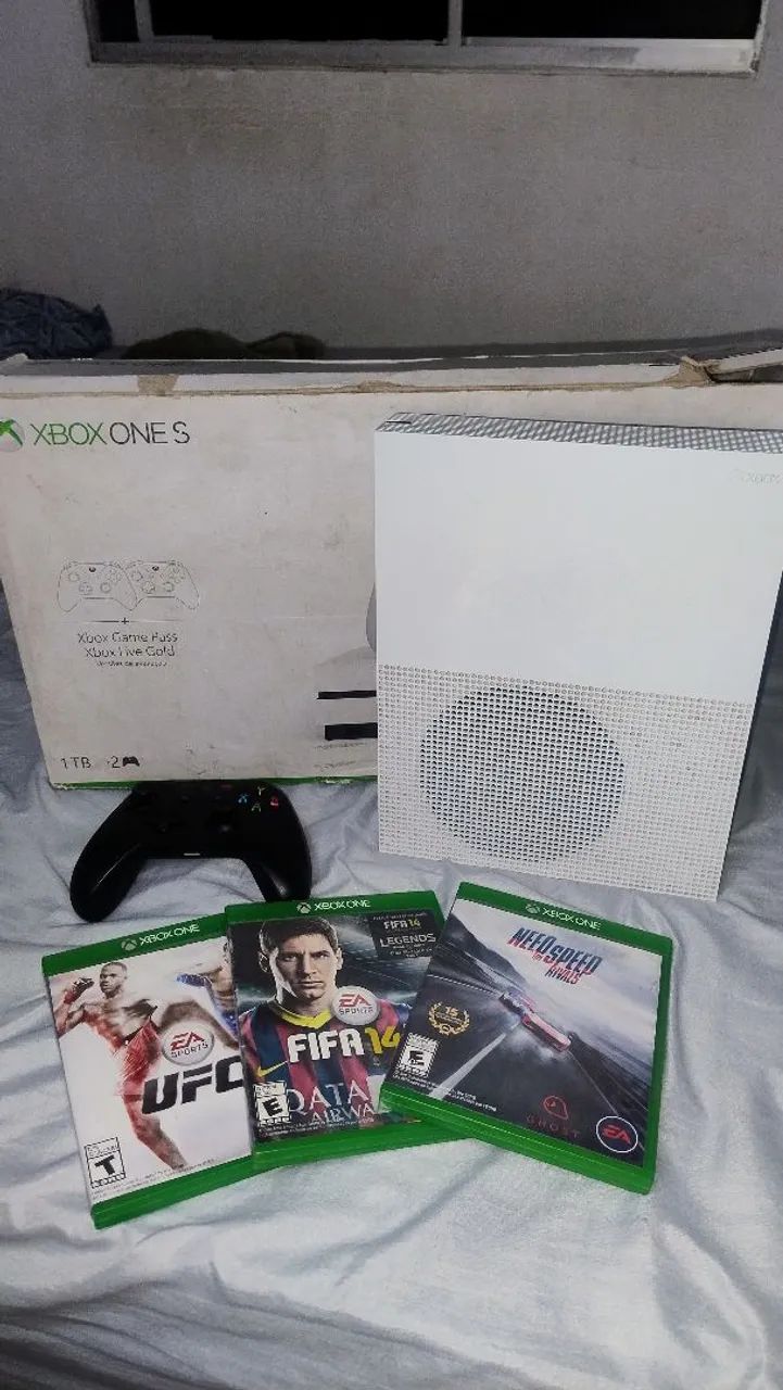 Xbox One S 1TB  - Foto 2
