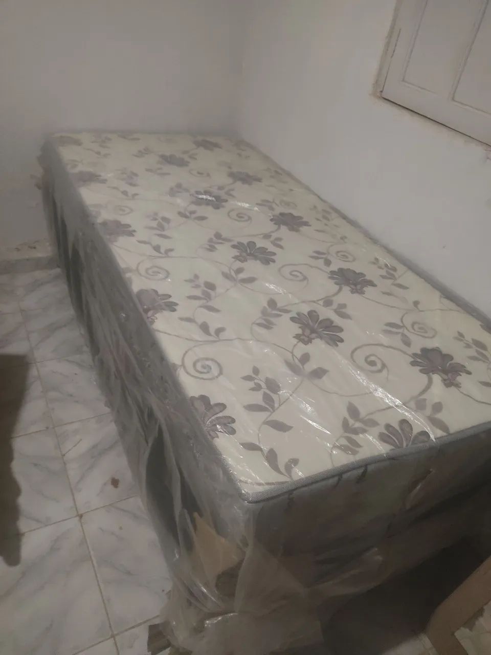 cama solteiro box nova nunca foi usada - Foto 2