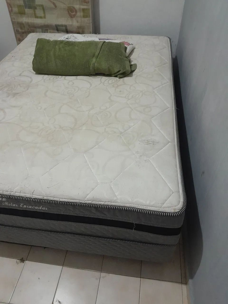 cama de casal usada