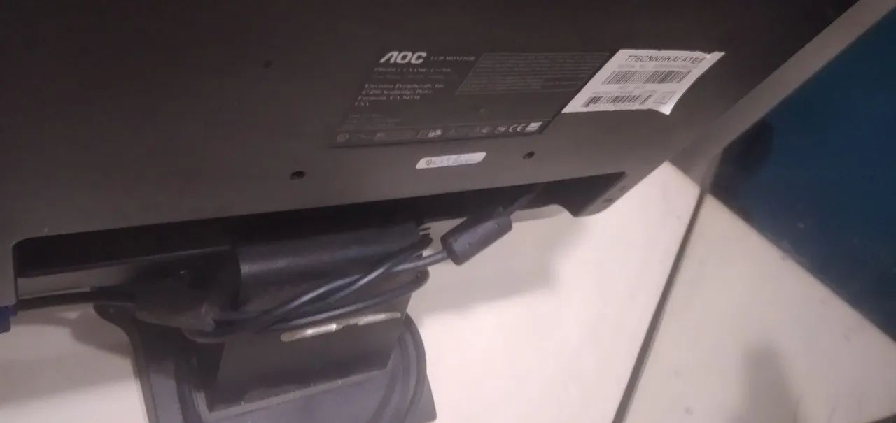 AOC LCD MONITOR  - Foto 4