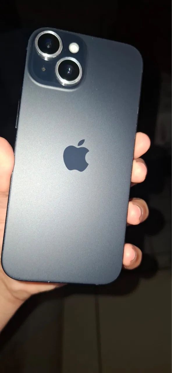 Vendo iPhone 15 novinho