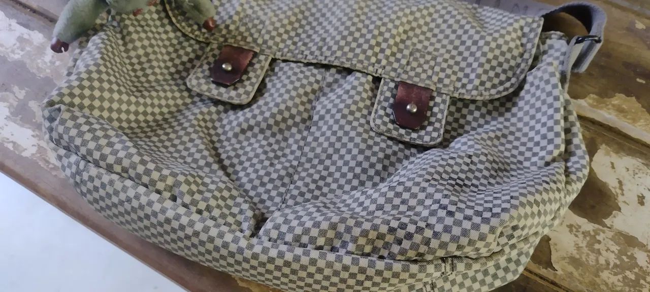 Bolsa Kipling original, lateral xadrez - Foto 4