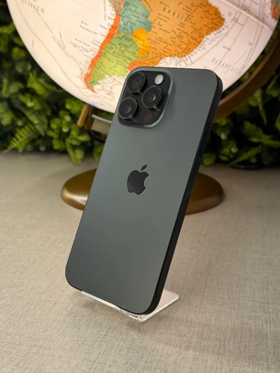 iPhone 16 Pro Max 256GB - Lindo demais, todo original - Até 18x