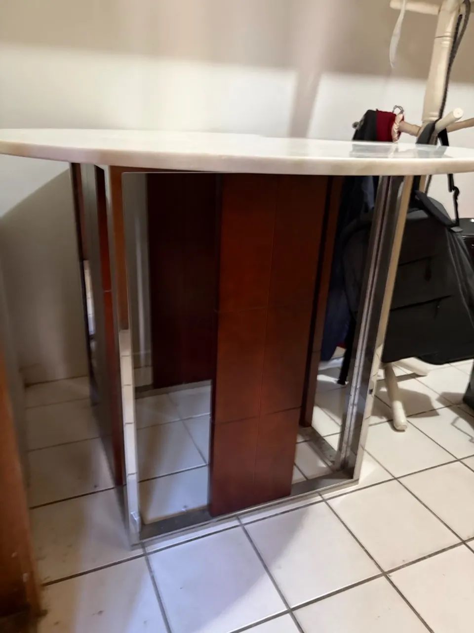 vendo mesa tampo granito branco  - Foto 3