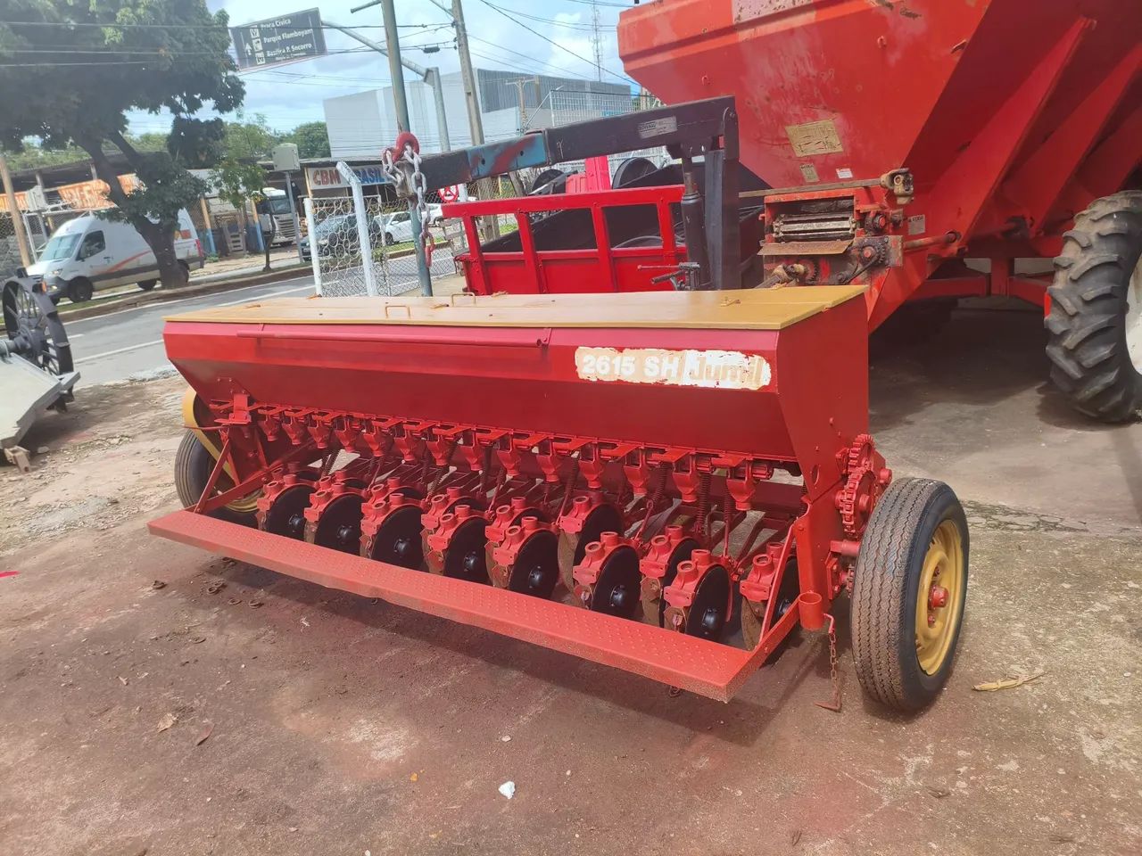 Semeadeira Jumil 2625 SH Jumil