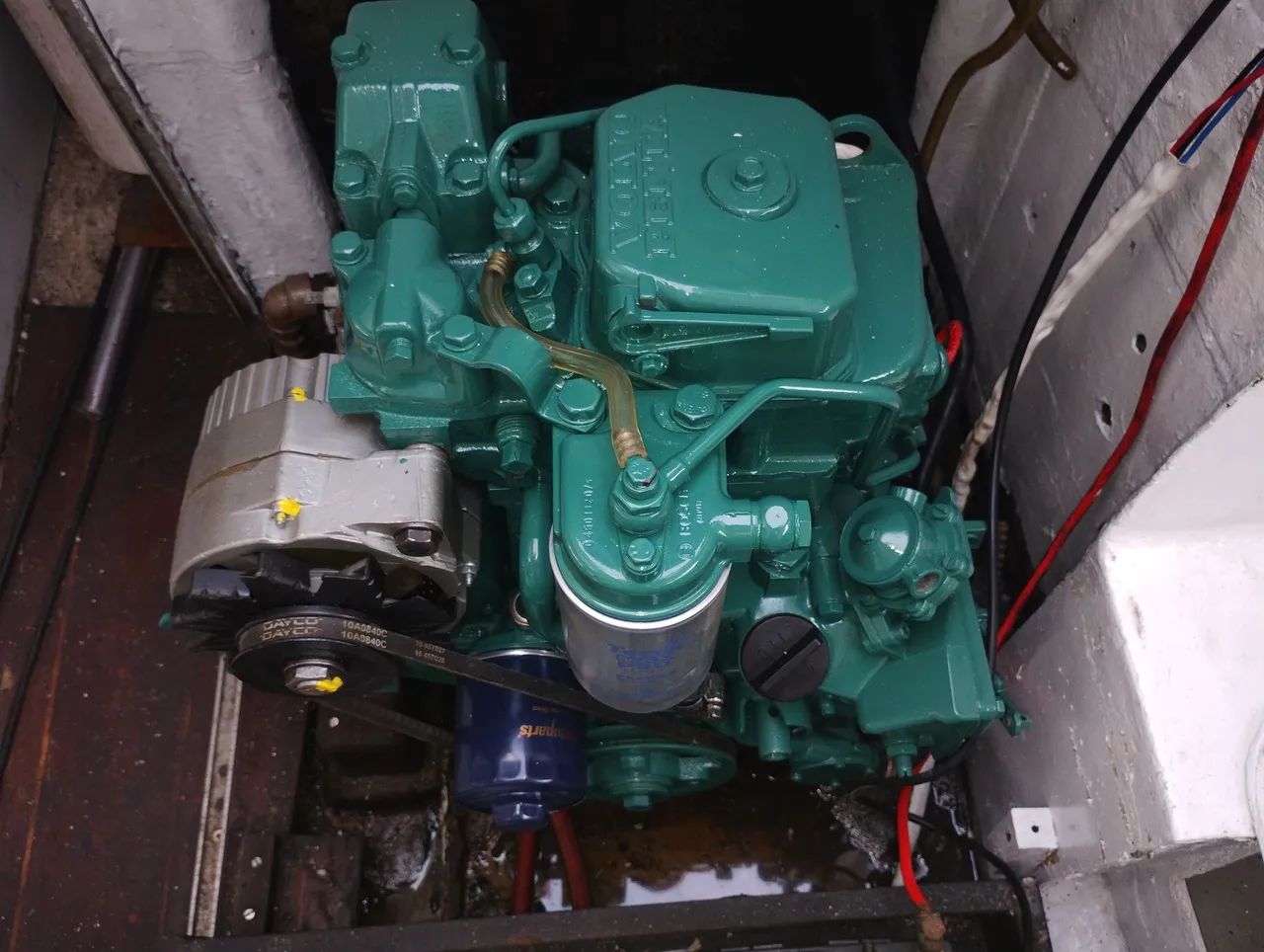 Motor de centro volvo penta 9hp  - Foto 3