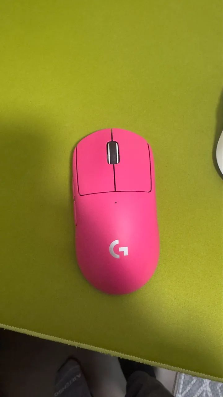 G Pro X Superlight Magenta
