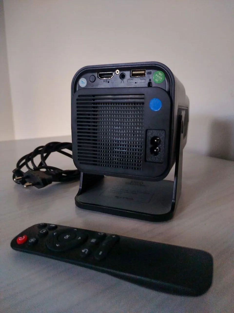 Mini Projetor Hy320  - Foto 2