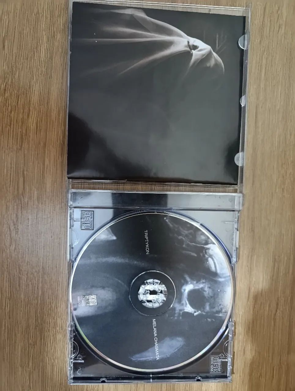 CD Triptykon Autografado Tom Warrior Hellhammer Celtic Frost - Foto 3