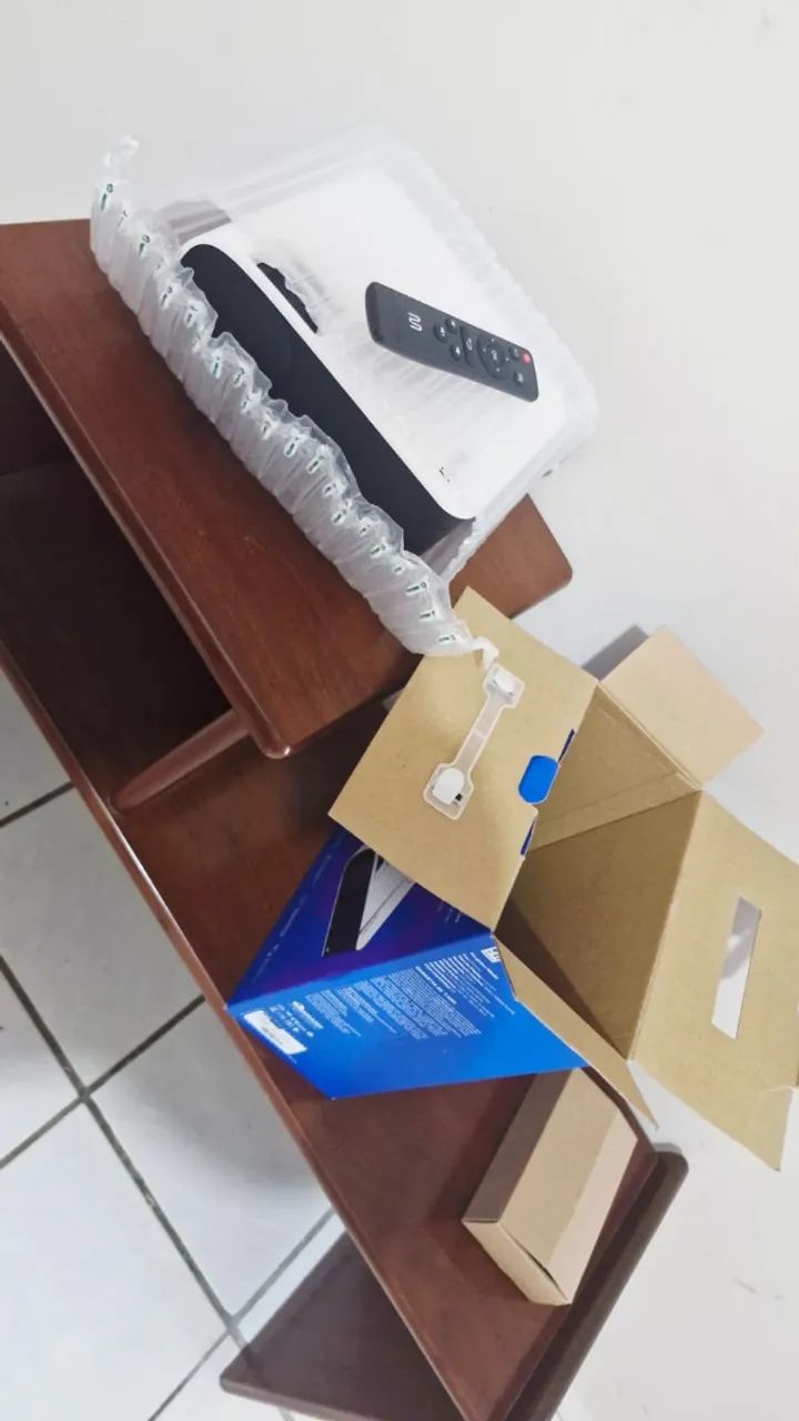 Vendo Smart Screen Projetor Multilaser PJ005 - Foto 5