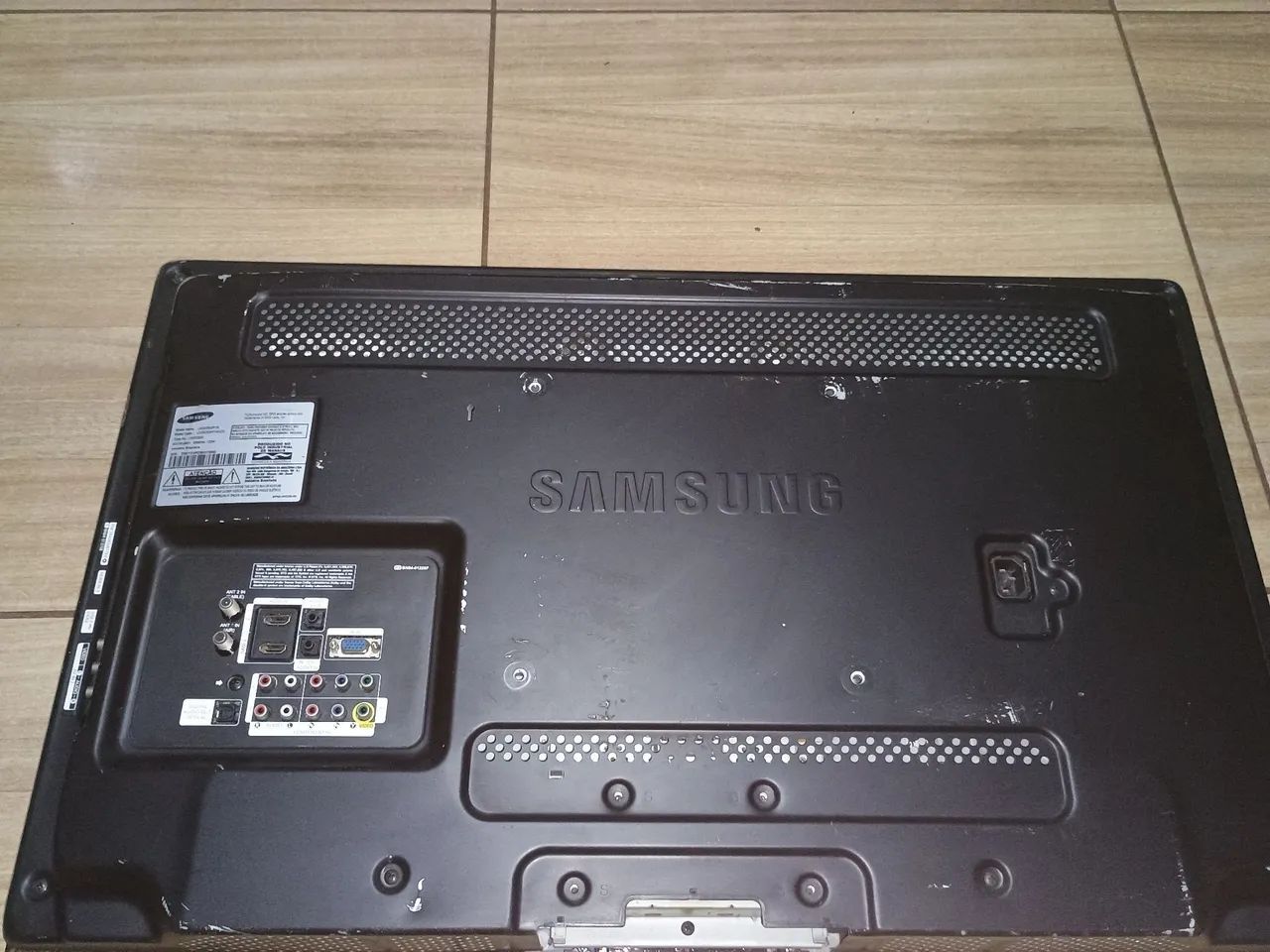 Tv Samsung 32 polegadas não é smart impecável  - Foto 5
