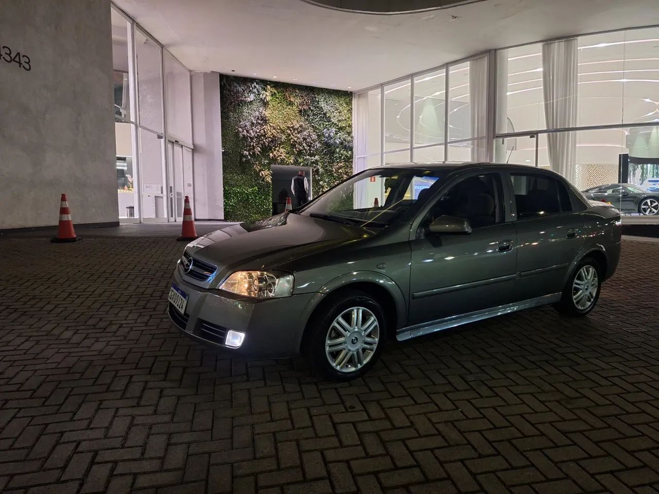 Chevrolet Astra Astra Sedan 2.0/ CD 2.0 MPFI 8V 4p Aut. 2004