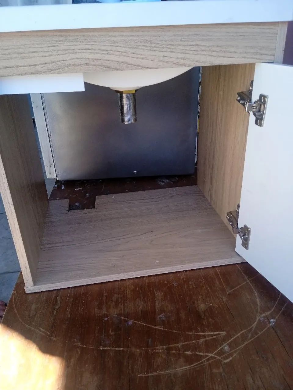 Gabinete com pia  - Foto 5
