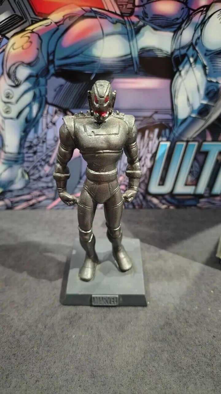 Miniatura Marvel Eaglemoss Ultron - Perfeito + Fascículo 26 e Embalagem - Foto 3