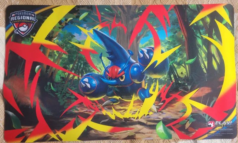 Playmat Pokémon Mega Heracross Regional de Curitiba