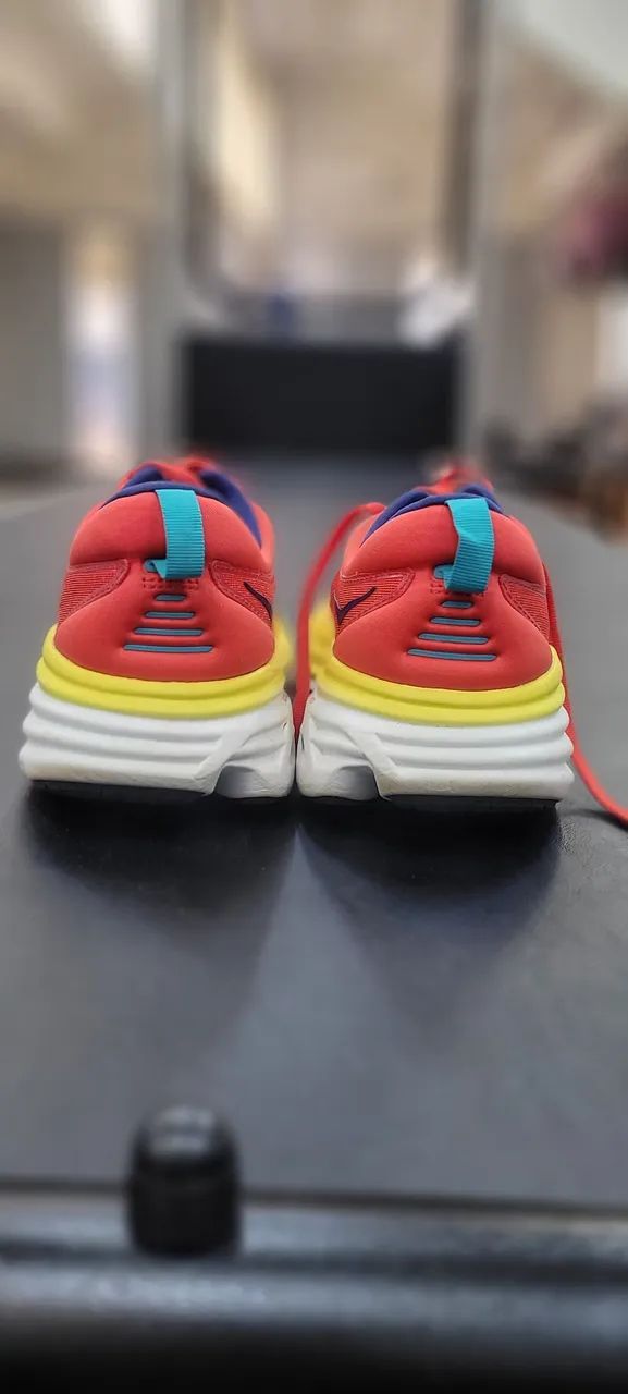 Tênis Bondi 8 - Hoka - Foto 2