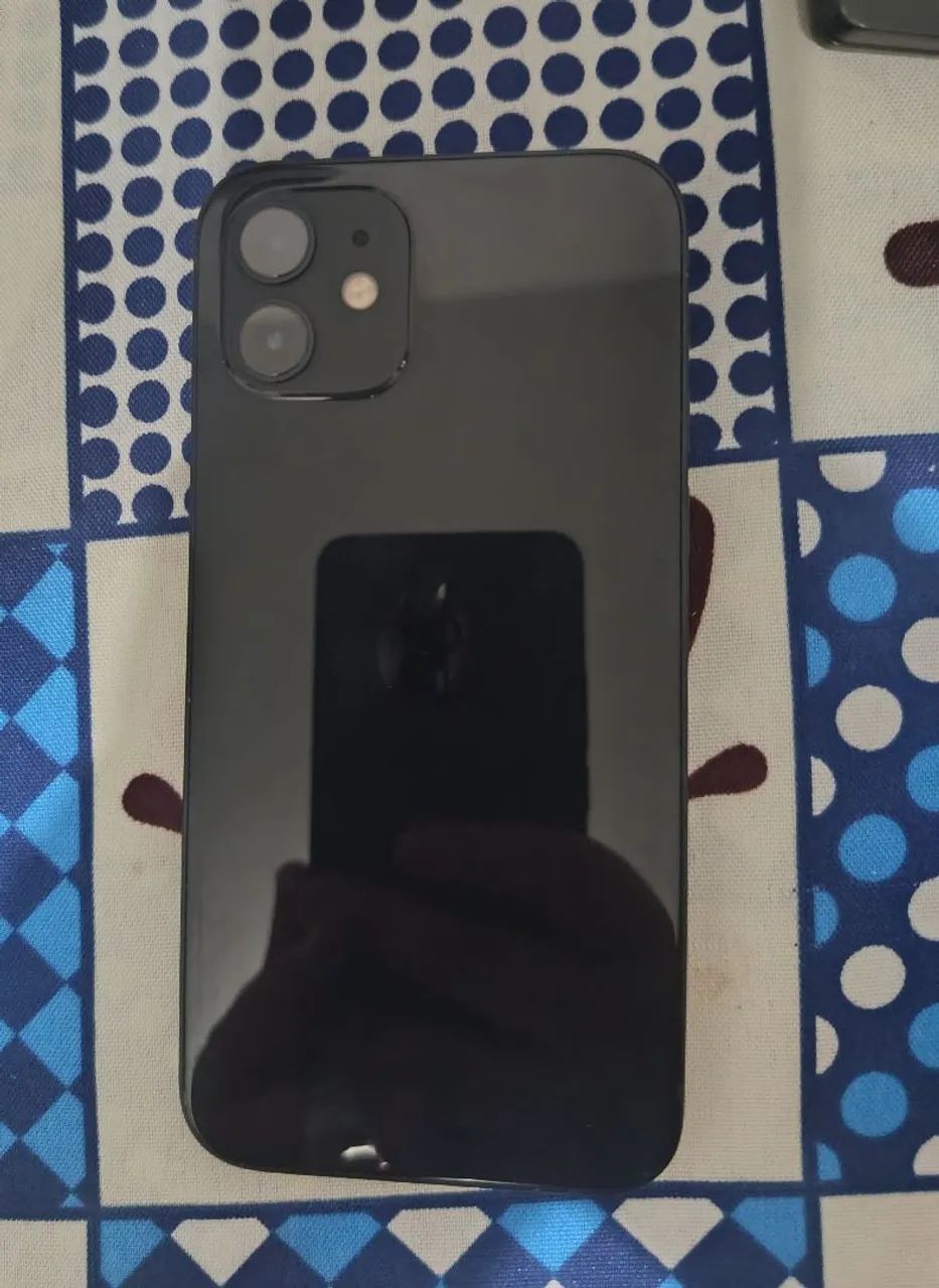 Vende-se celular iPhone 12 - Foto 3
