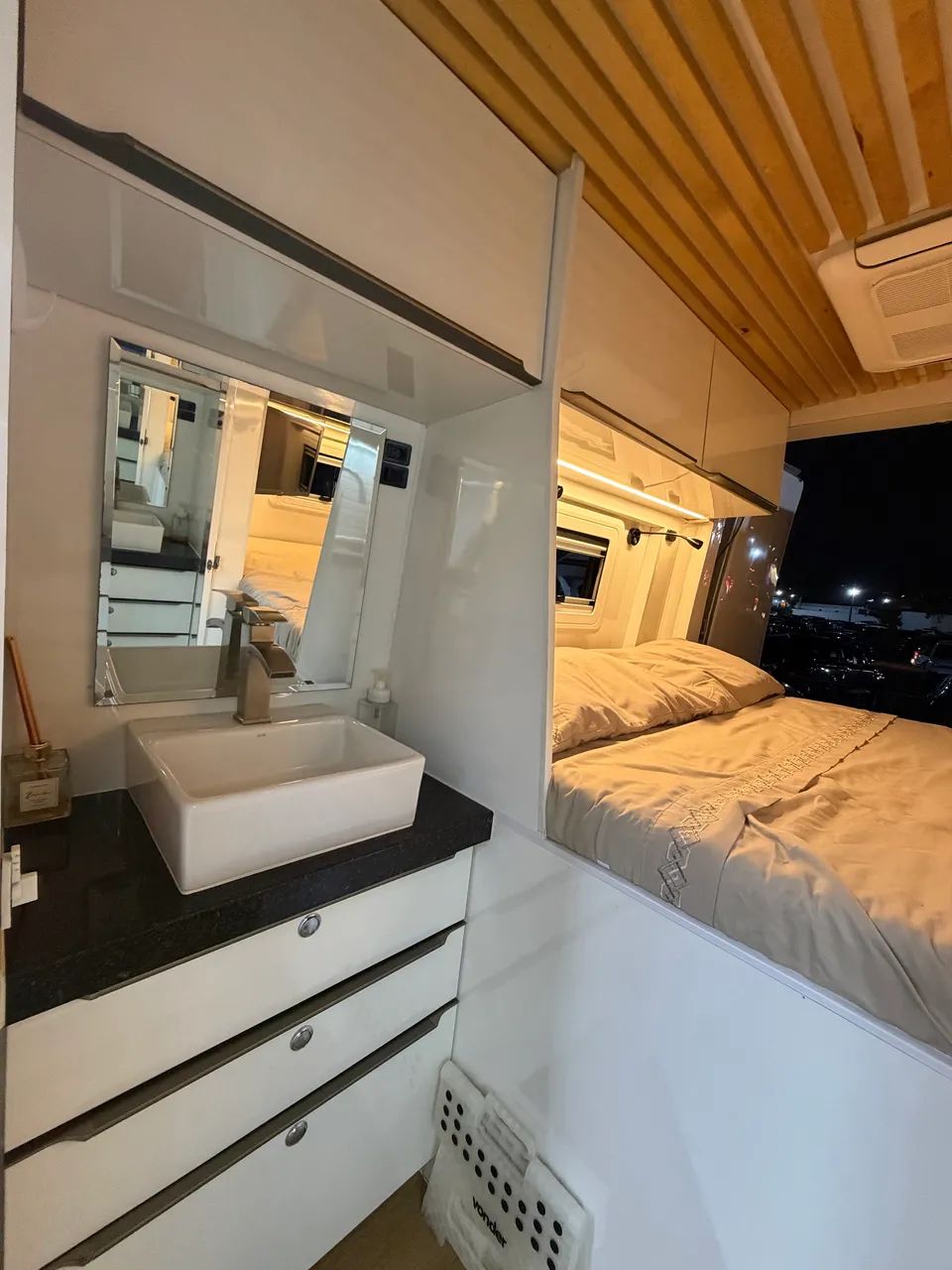 Motorhome Sprinter 417 - bateria Lítio 400Ah + placa Solar 550W - Autonomia Total - Foto 14