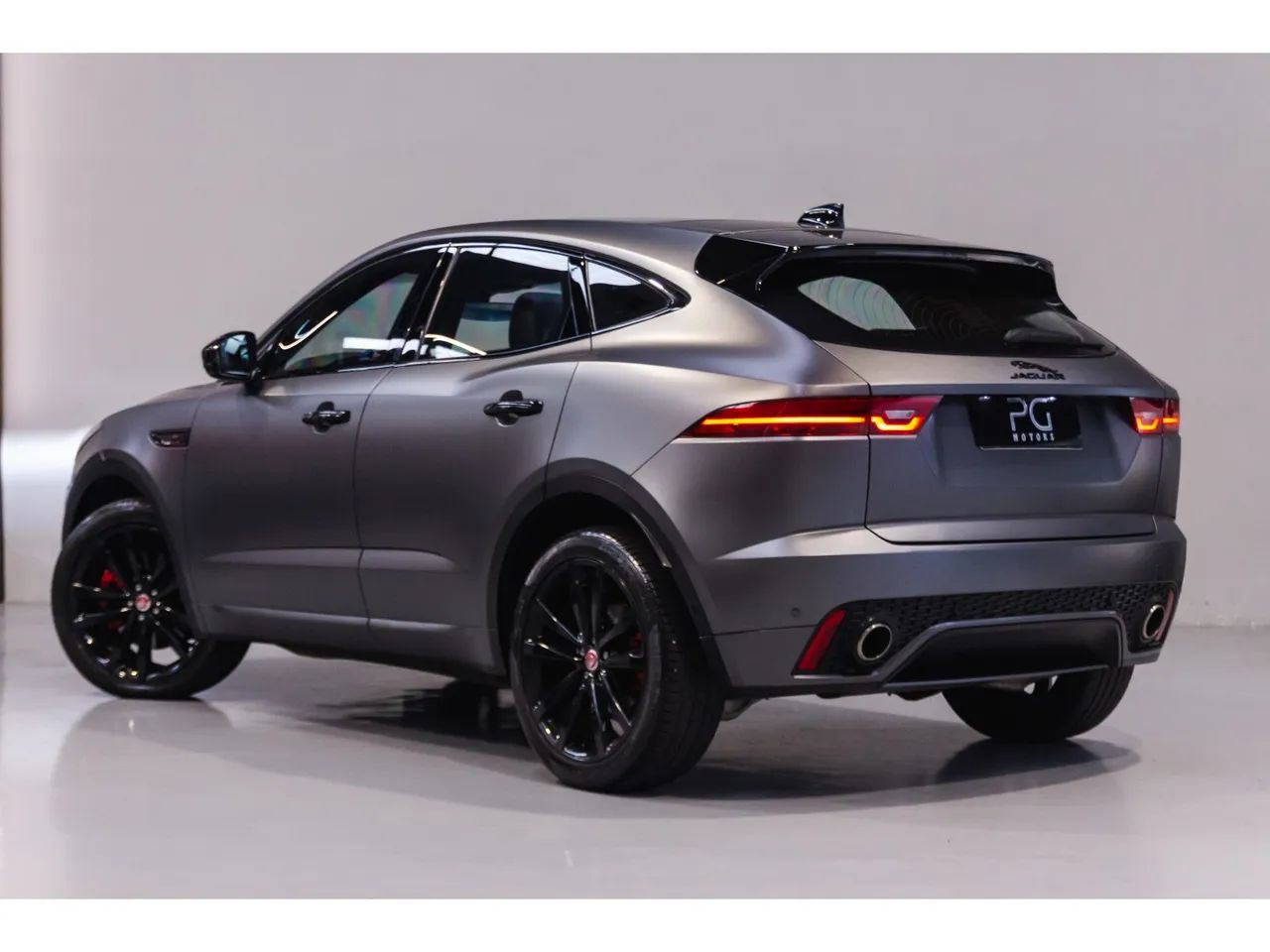 Jaguar E-Pace 2.0 AWD 249cv Aut. 2018 - Foto 4