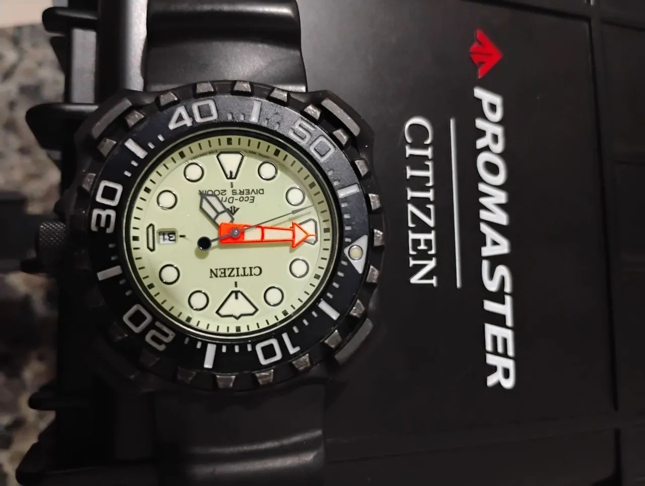 Relógio Citizen tuna Titanium 