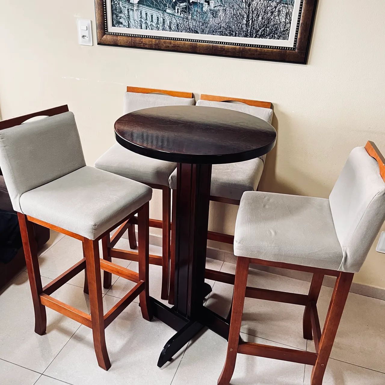 Mesa bistrô com 4 banquetas almofadas  - Foto 4
