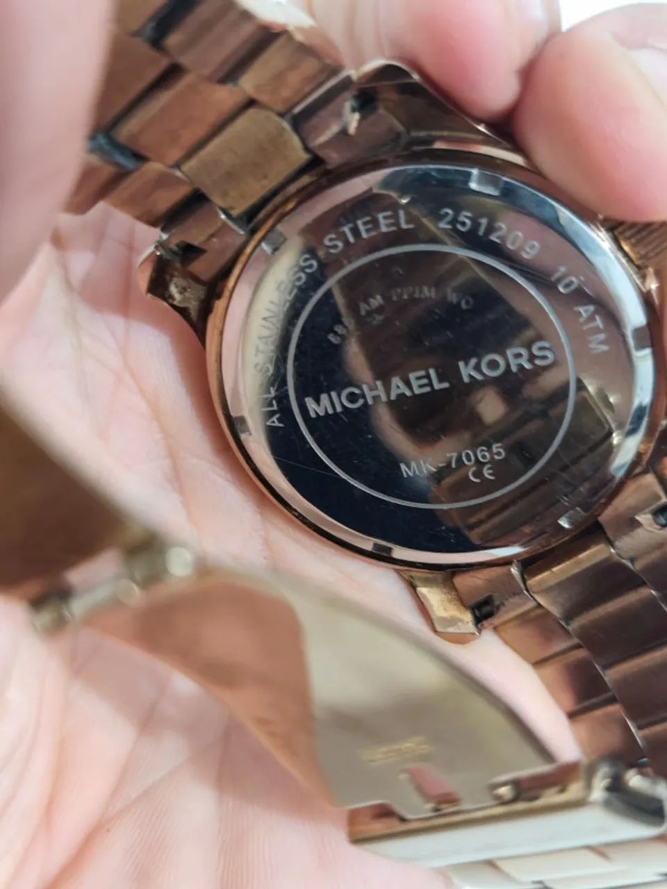 Relógio Michael Kors Runway MK-7065, Rose Gold, Mostrador Azul