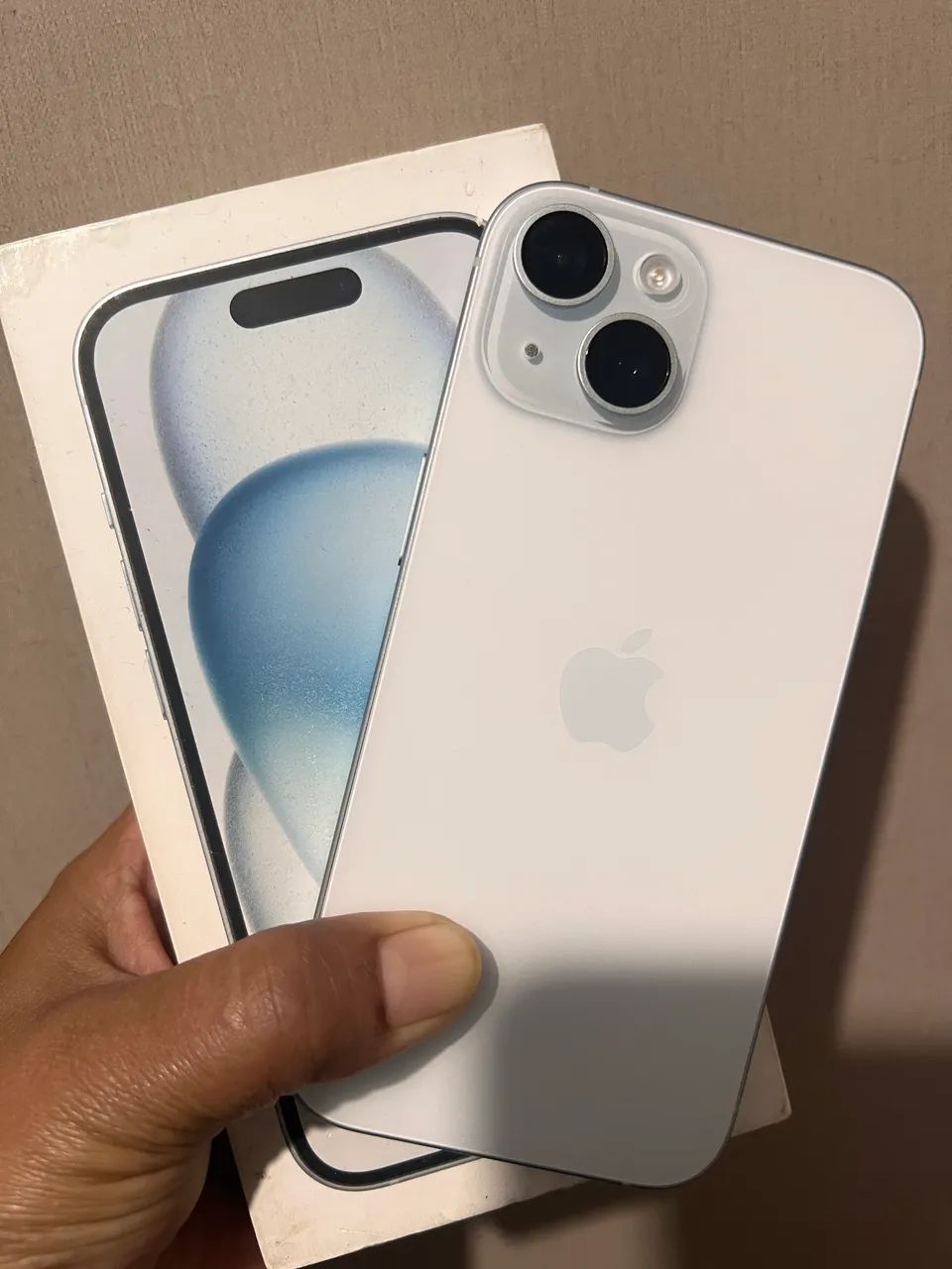 iPhone 15  128gb