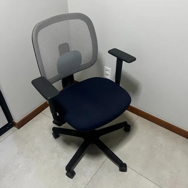 Cadeira Dot Black and Blue FLEXFORM - Foto 5