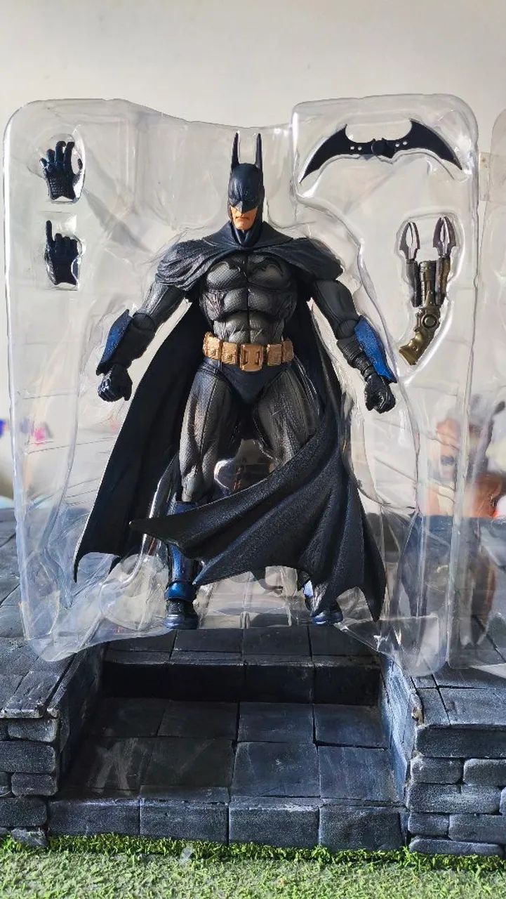 Play Arts Kai Batman ver Arkham Asylum - Foto 2