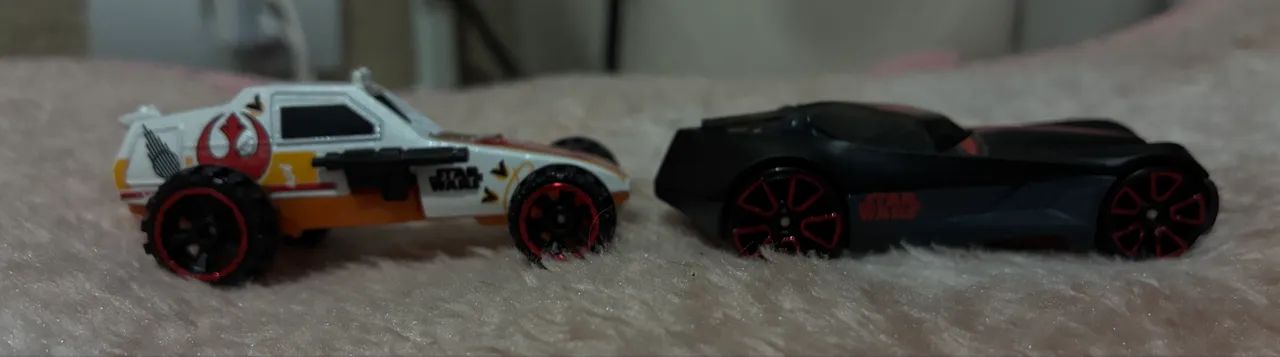 Dupla de Minis da série Star Wars Hot Wheels  - Foto 4