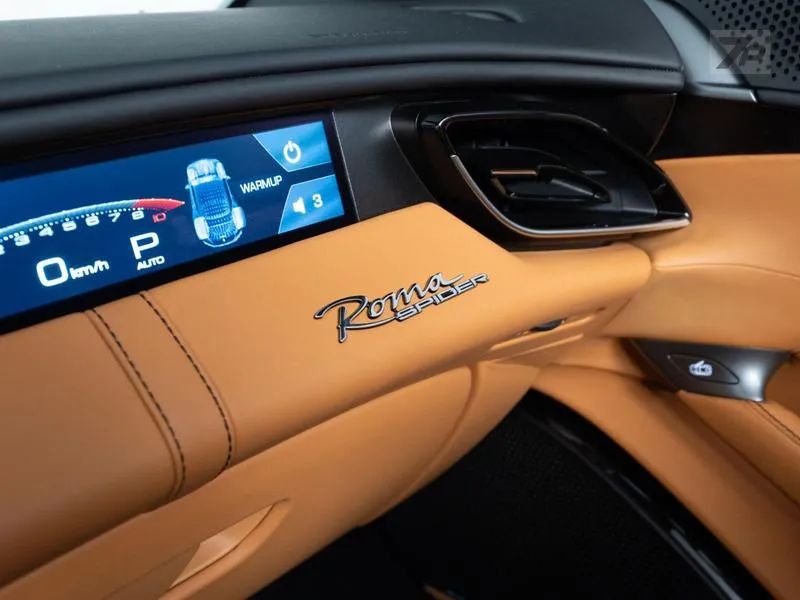 Ferrari Roma Spider 3.9 V8 620cv, foto 10 de 20
