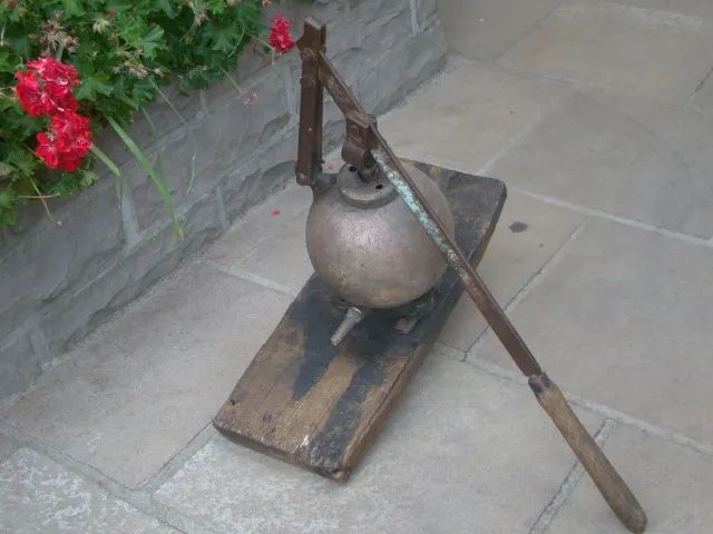 Bomba de sulfatar antiga - Foto 3