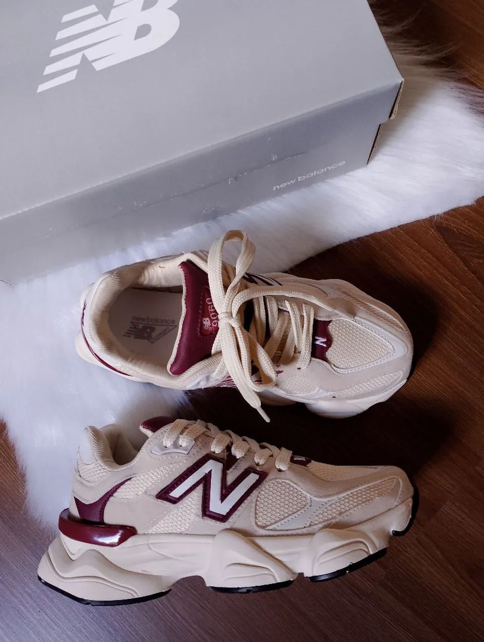 Tênis New Balance Branco vermelho  - Foto 3