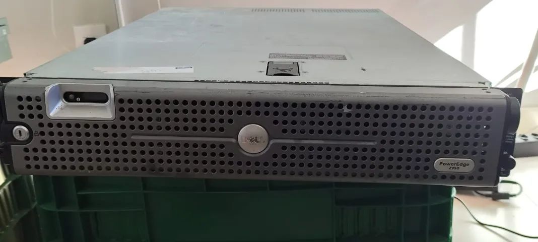SERVIDOR DELL POWEREDGE 2950 (RACK 2U)
