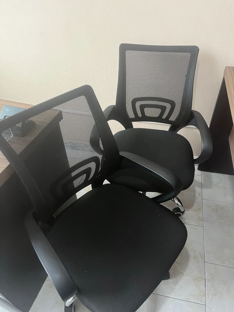 2 cadeiras para escritório  - Foto 2