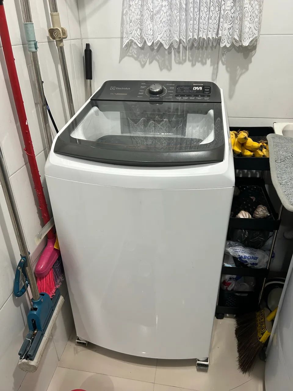 MÁQUINA DE LAVAR ELETROLUX 14kg