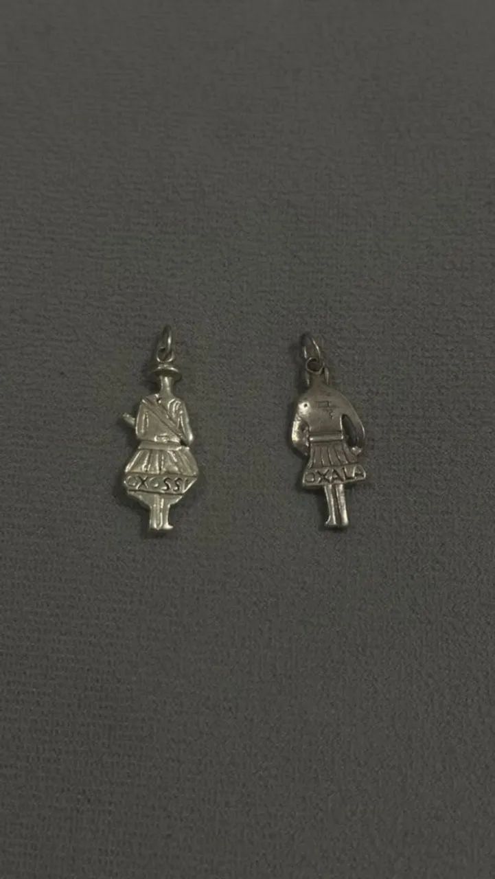 Pingentes - Prata - 2 por R$ 140 - Foto 2