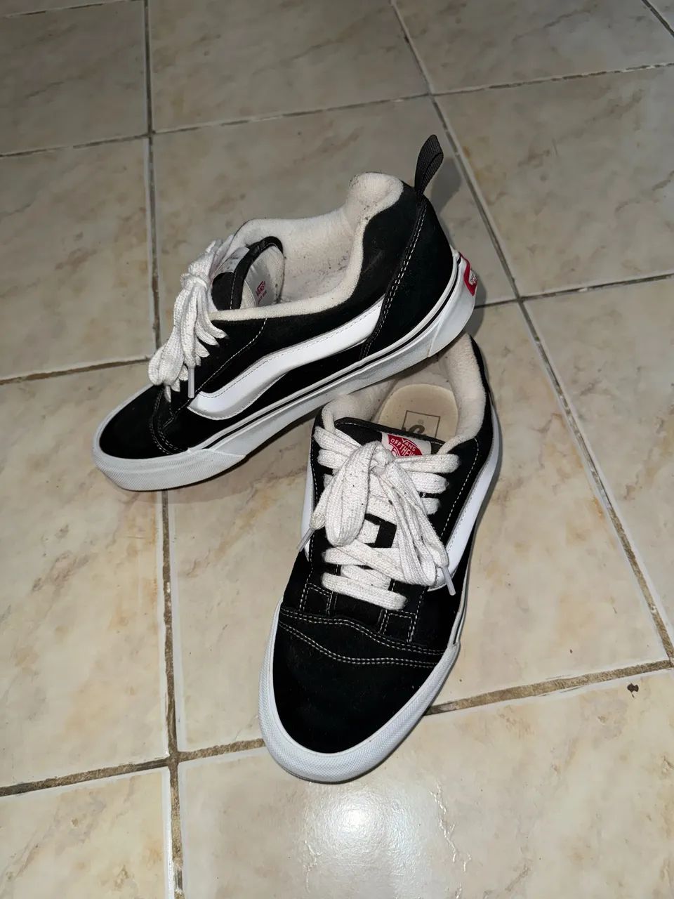Vendo Vans Knu Skool Original tamanho 40 - Foto 4