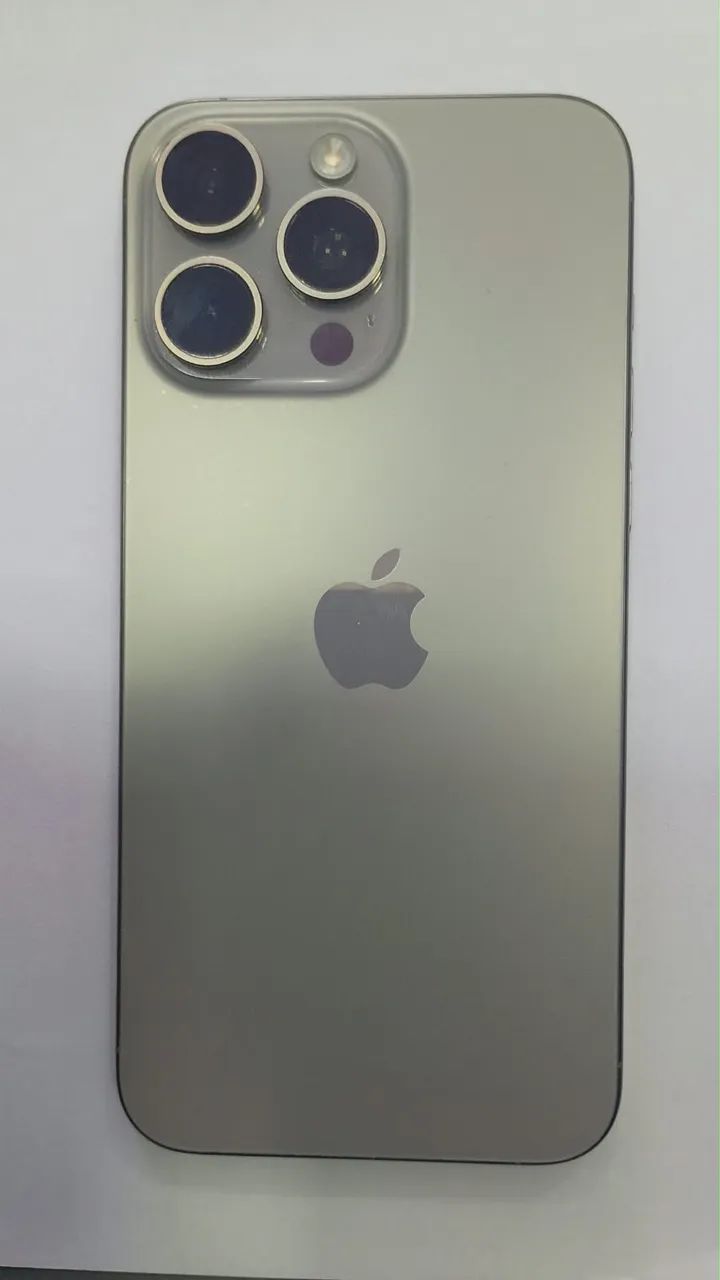 iPhone 15 pro max  - Foto 2