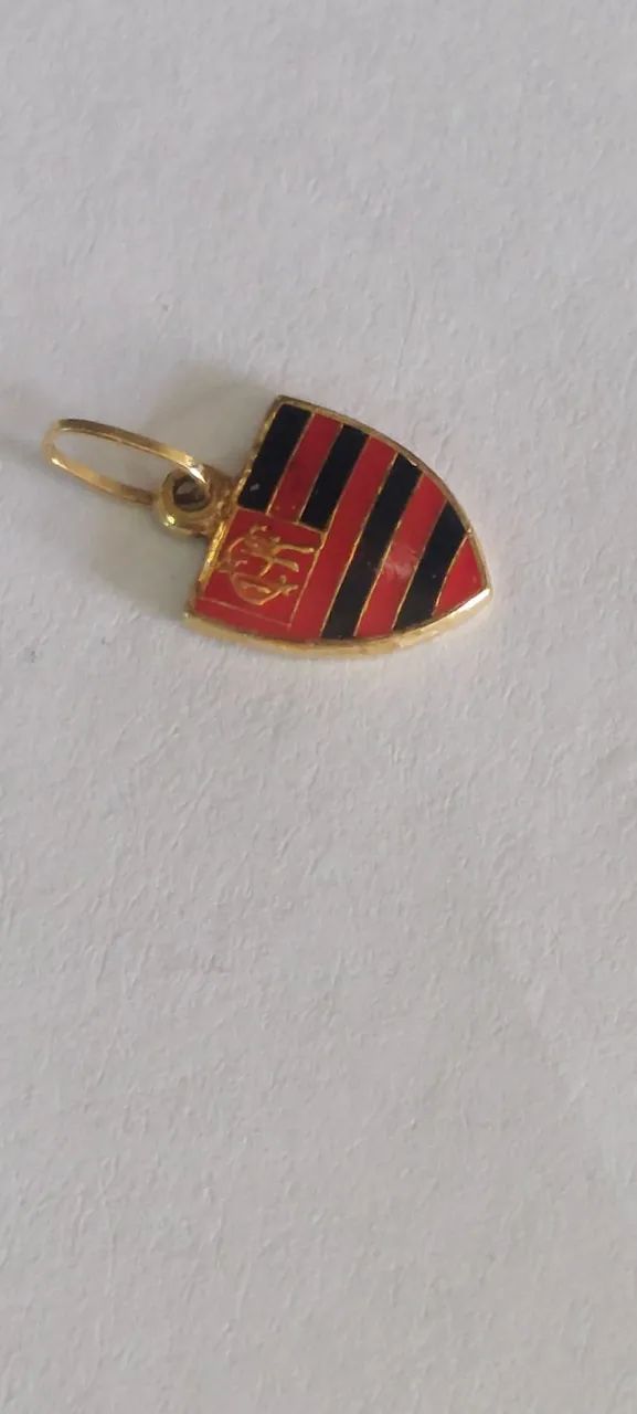 Pendente ouro emblema do flamengo 