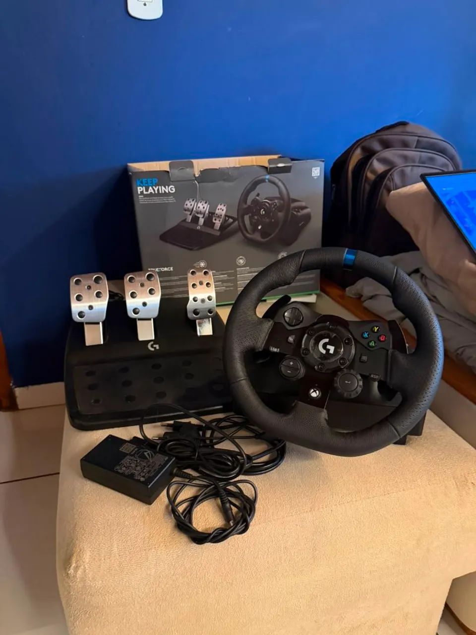 Volante Logitech G923 para PS5, PS4, e PC com Force Feedback Trueforce / Com pouco uso - Foto 3