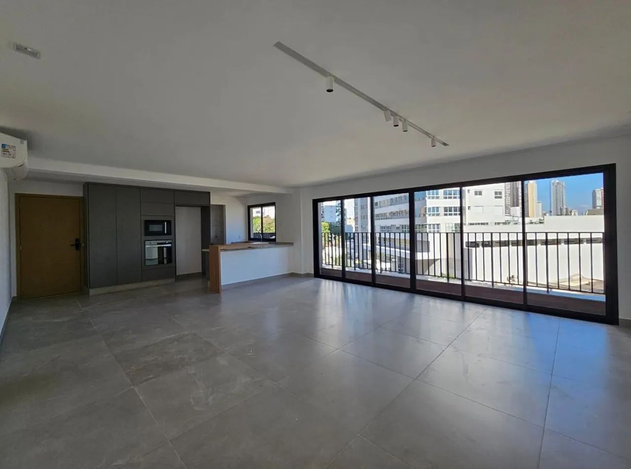 Apartamento com 3 Suítes, 140 m2, ao lado da Boodtech, Clube de Eng., com Armários, Setor  - Foto 2