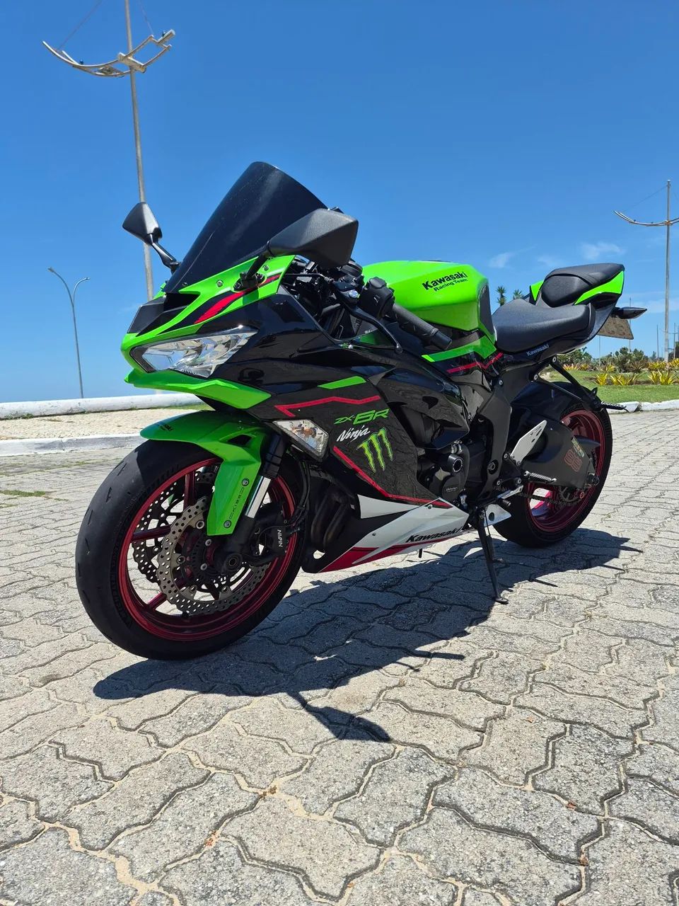Kawasaki Zx-6r 636cc 2021 - 1473518298 | OLX