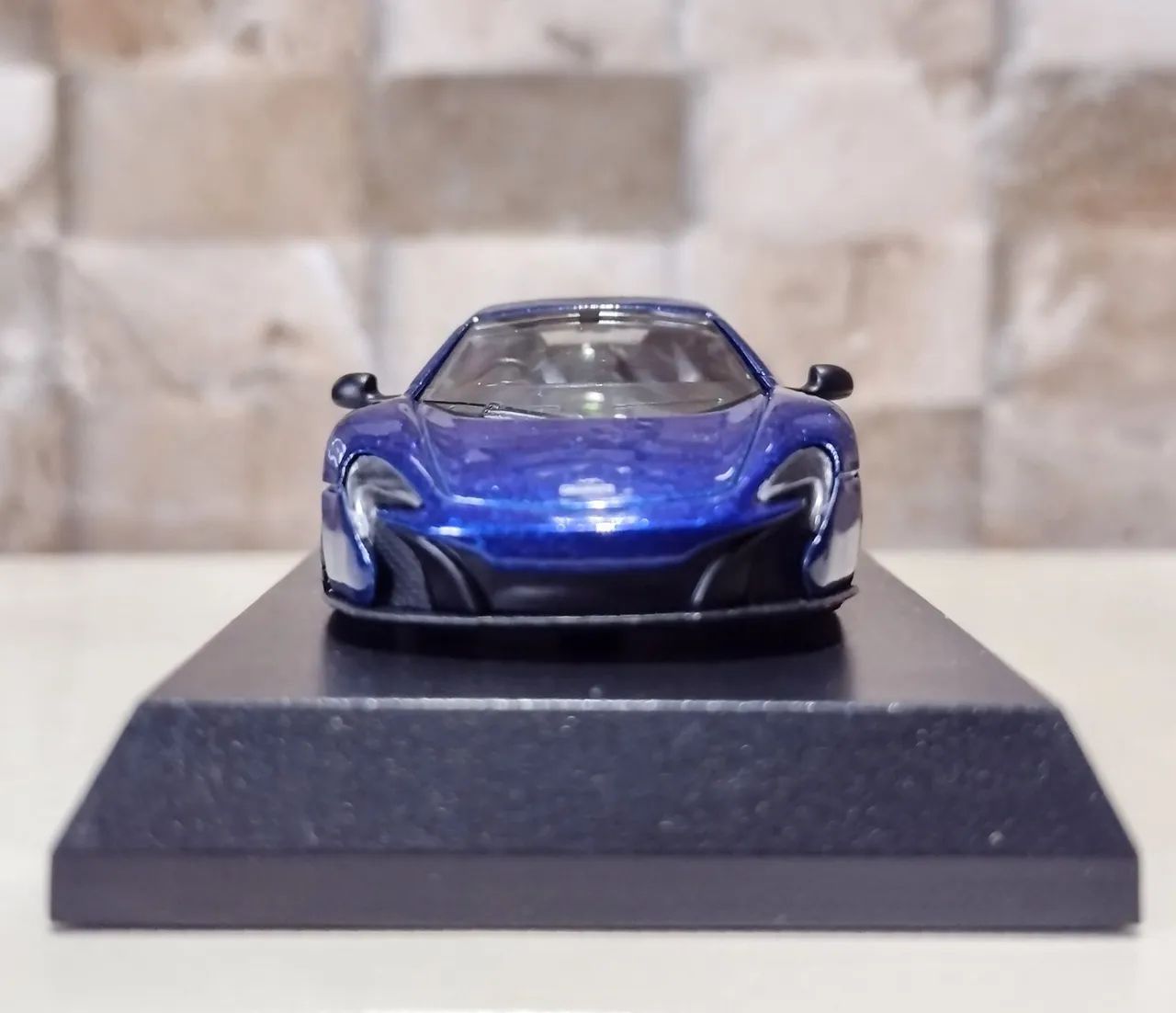 Miniatura Mclaren 650S Coupé Kyosho 1/64 - Foto 4